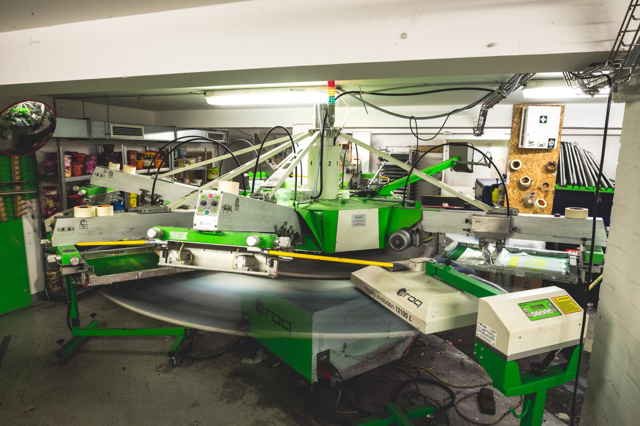 felix@textilwahn.com