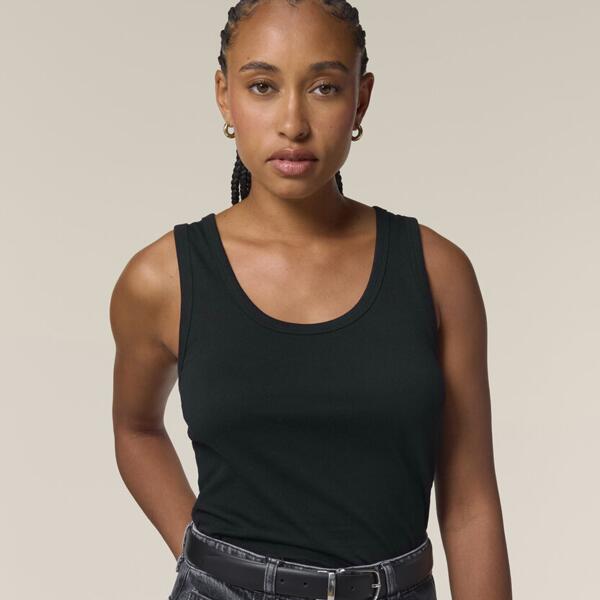 Stella Ava - Das eng anliegende Damen-Tanktop Miniaturansicht